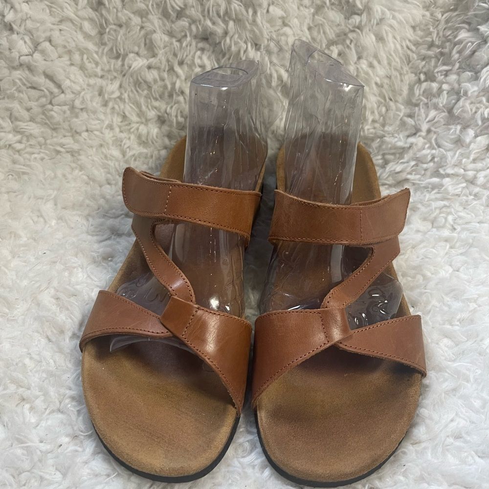 Vionic  Pamplona leather Tan  straps Ortho heel slide sandals  SZ8.5 - Picture 2 of 10